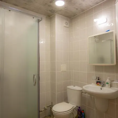 19 Apartament